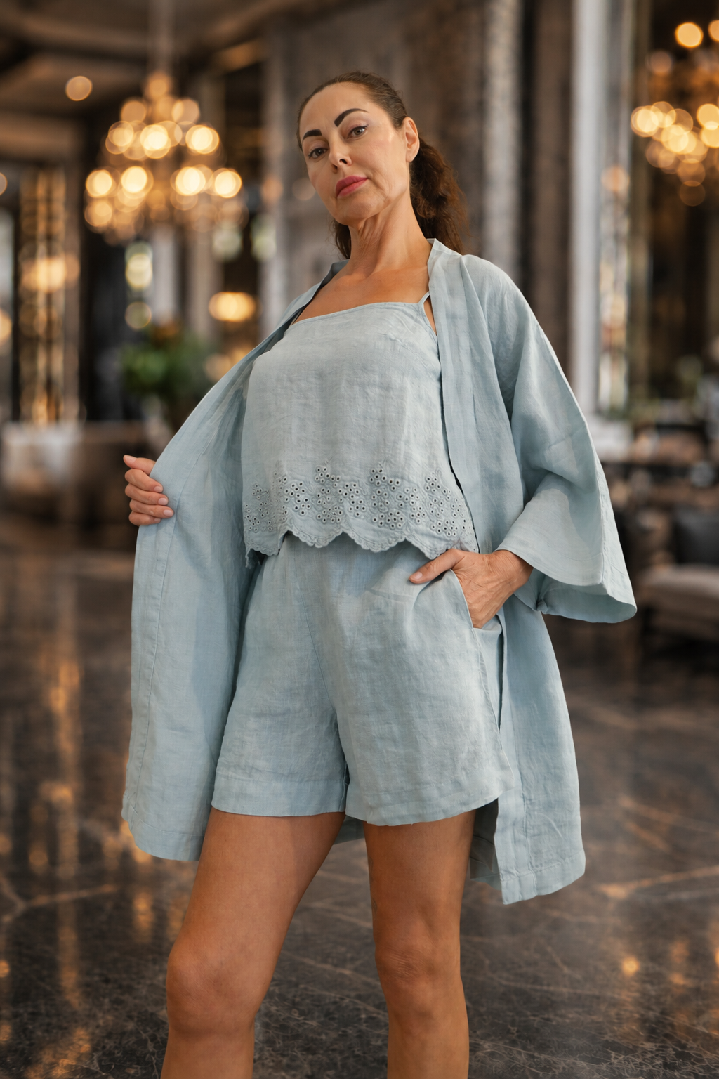Yuna İşlemeli Mint Keten Reglan Kol Kısa Kimono