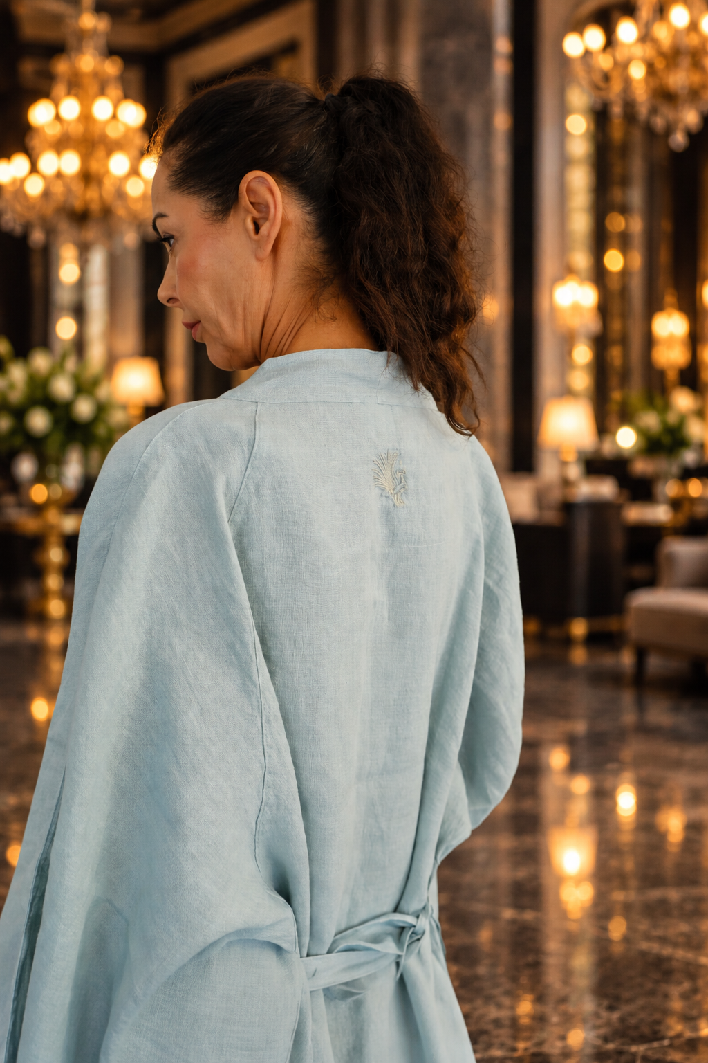 Yuna İşlemeli Mint Keten Reglan Kol Kısa Kimono